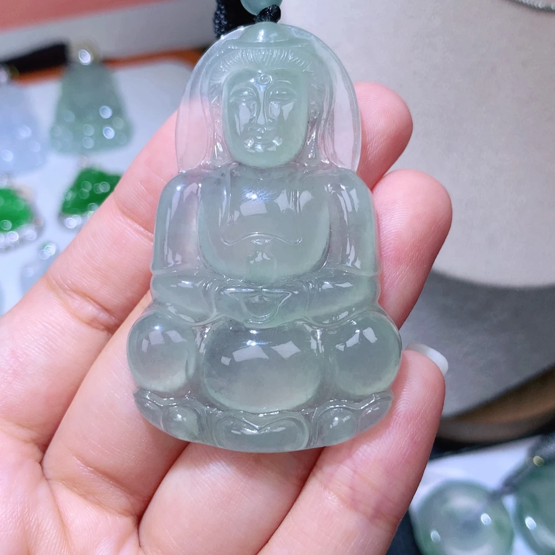 颈饰未镶嵌翡翠观音