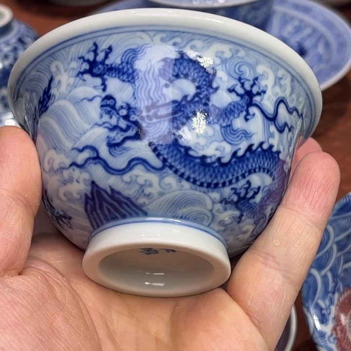 陶摆件景德镇陶瓷三龙压手杯