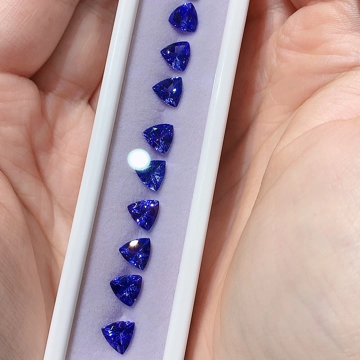 裸石坦桑石未镶嵌天然坦桑石裸石10粒9.68克拉