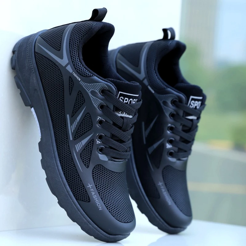 防水防滑男鞋潮鞋秋冬季新款休闲鞋软底轻便跑步鞋黑色皮面运动鞋