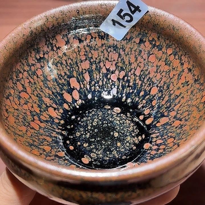 茶盏只为自己能过日子了