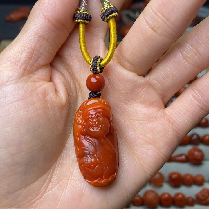 南红玛瑙配饰未镶嵌