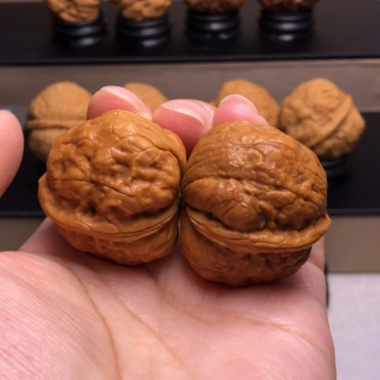 文玩核桃把件青蛙王子10