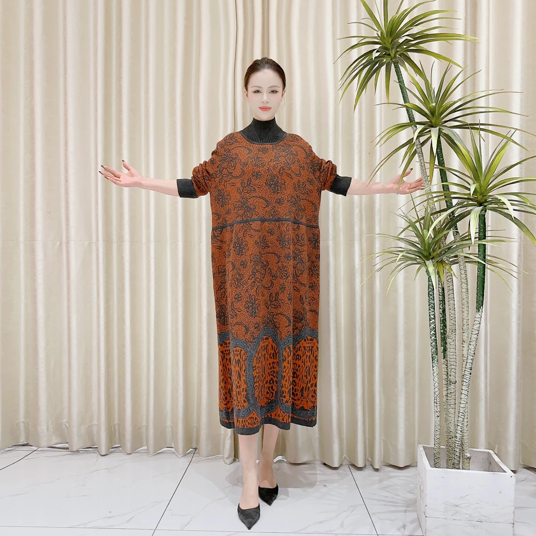 9790橘咖提花设计款羊毛气质秋冬长款轻奢针织连衣裙时尚复古