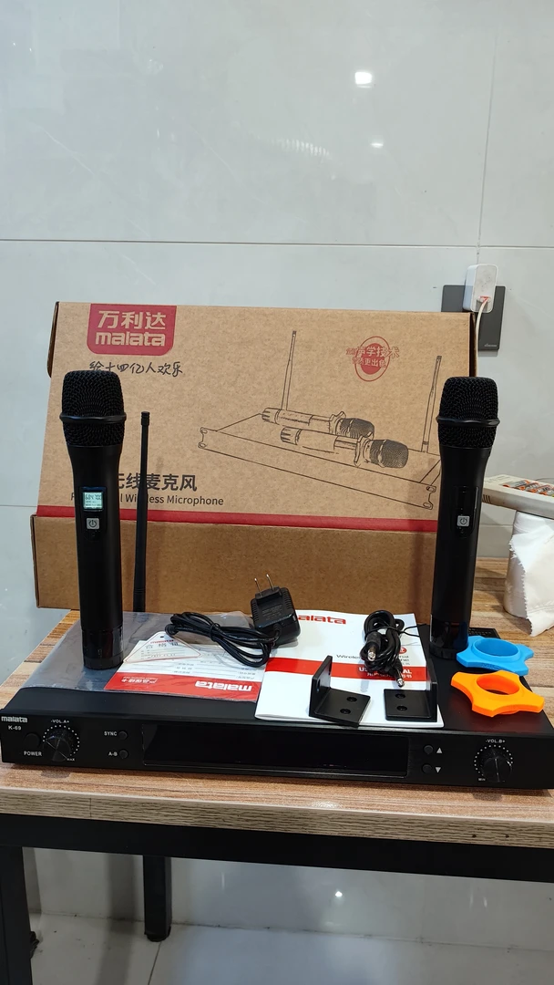 万利达无线话筒，U段红外自动对频，100组频点，库存处理无售后