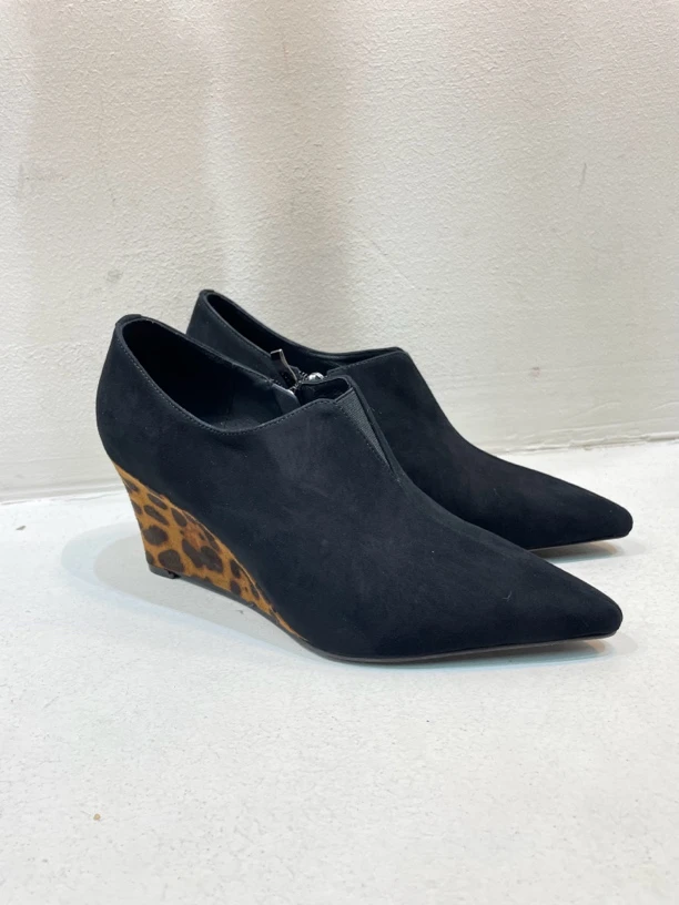 时尚坡跟深口鞋真皮黑色百搭舒适