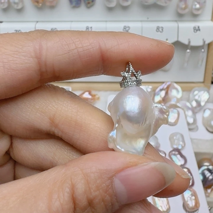 未镶嵌颈饰淡水珍珠