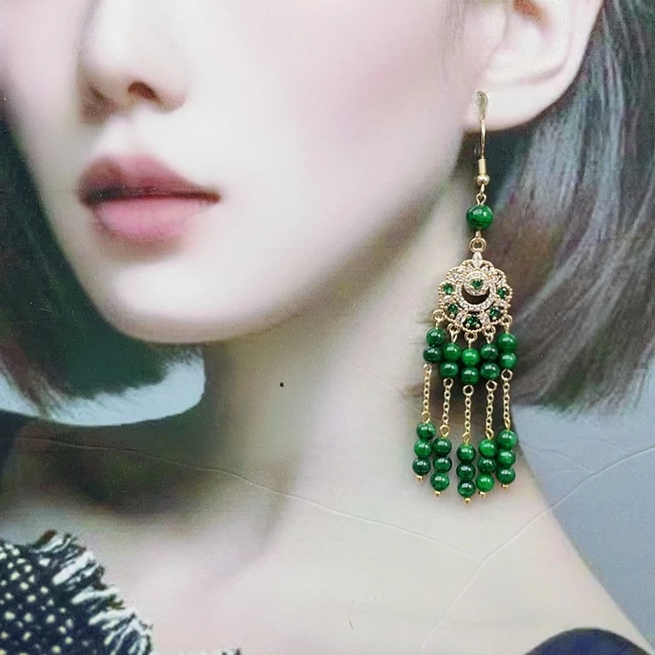 石英质玉合金耳钉