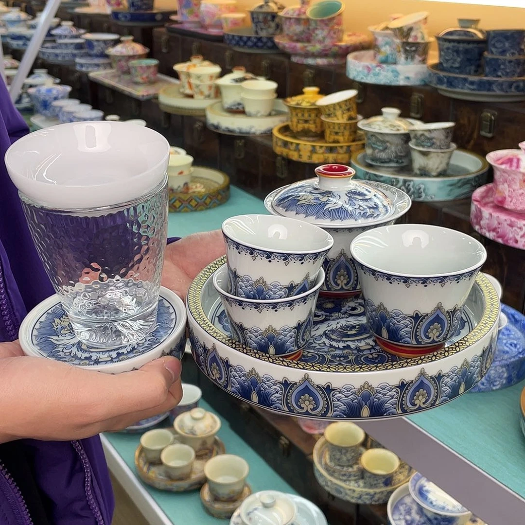 祝我们成为更好的人