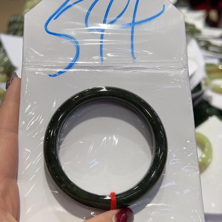 和田玉（糖玉）手镯未镶嵌