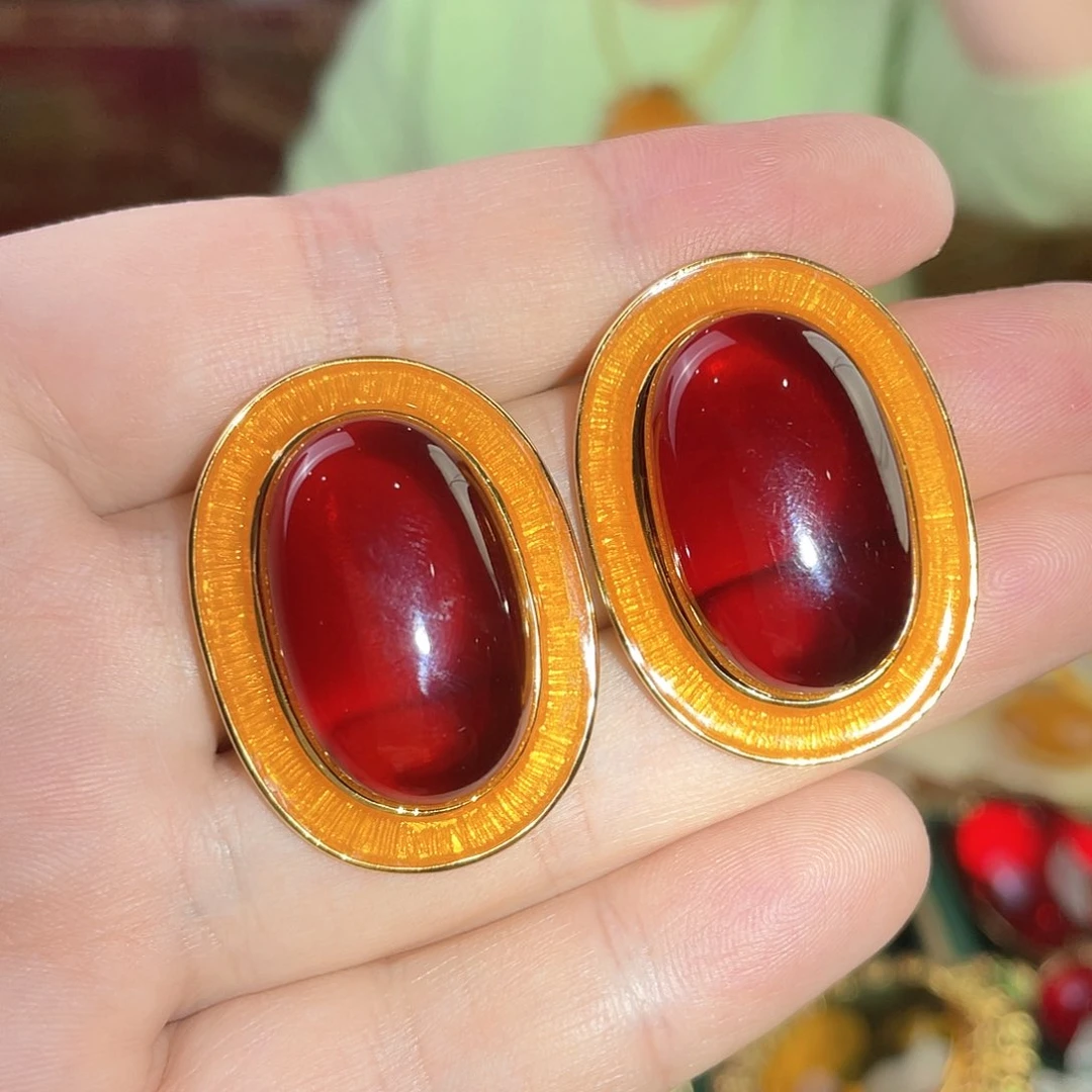 血珀耳钉银S925镀金镶嵌