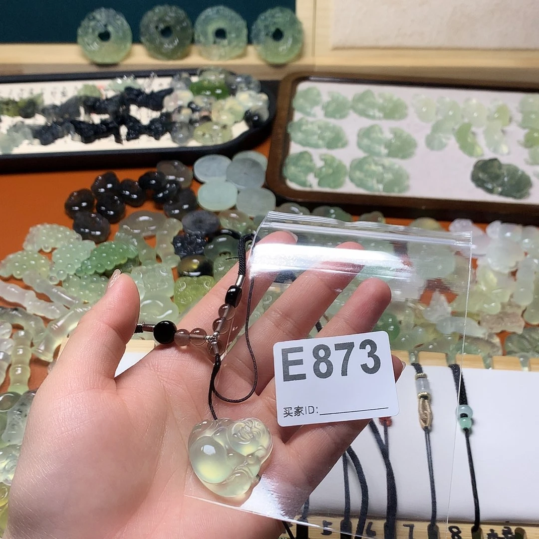 蛇纹石玉合金颈饰水***i