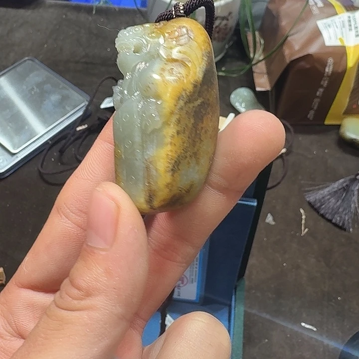 未镶嵌和田玉（糖玉）车挂