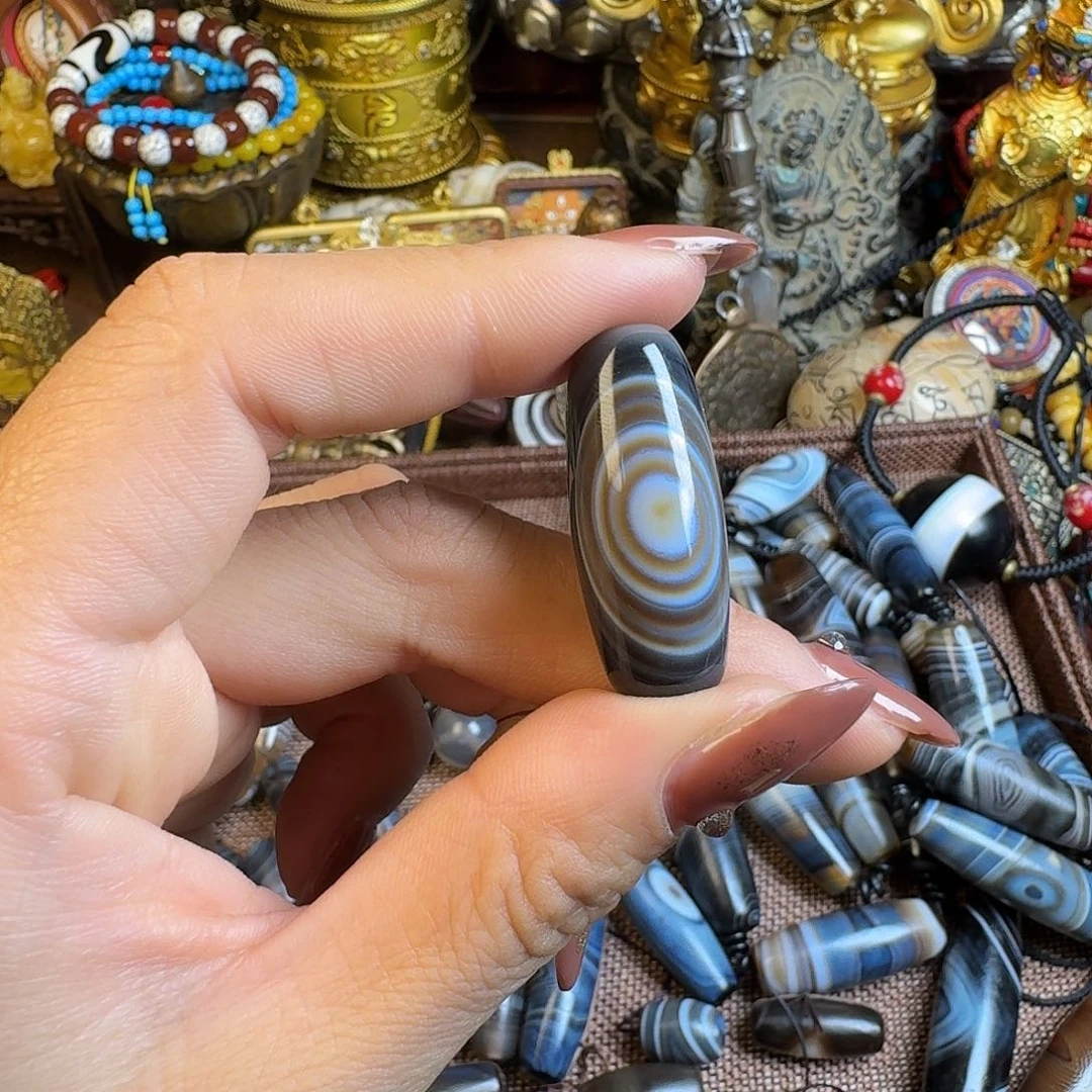 泥塑扎西德勒独特设计啦