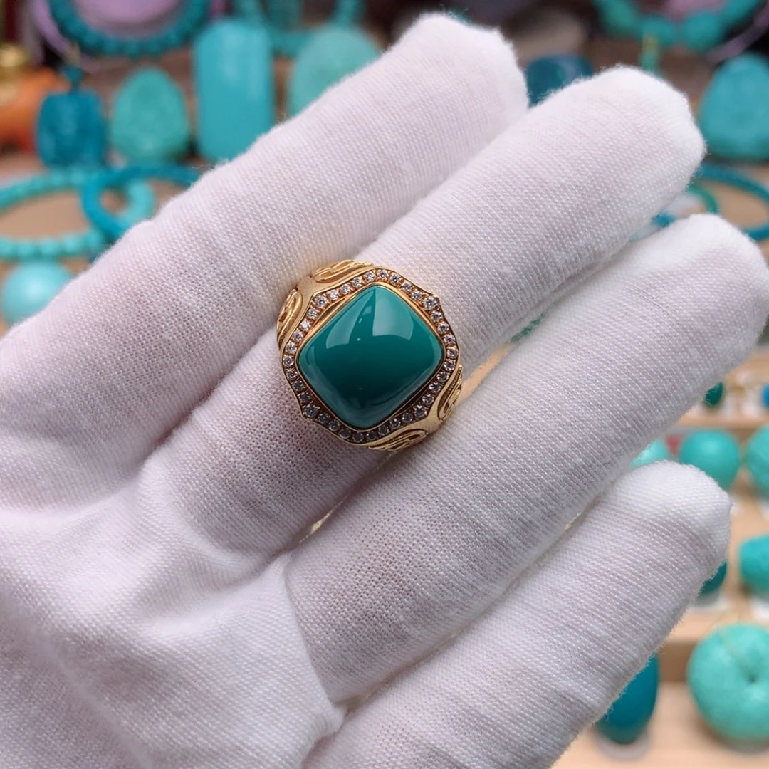 18K金镶嵌绿松石珠宝奇石