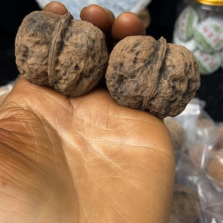把件文玩核桃云南铁核桃基地96