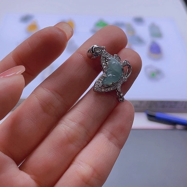 翡翠未镶嵌颈饰12121212121212