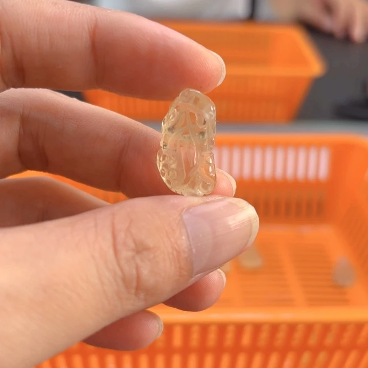 未镶嵌吊坠(不含链)黄晶