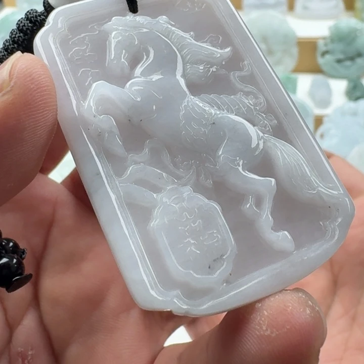 翡翠未镶嵌颈饰天然缅甸A货翡翠