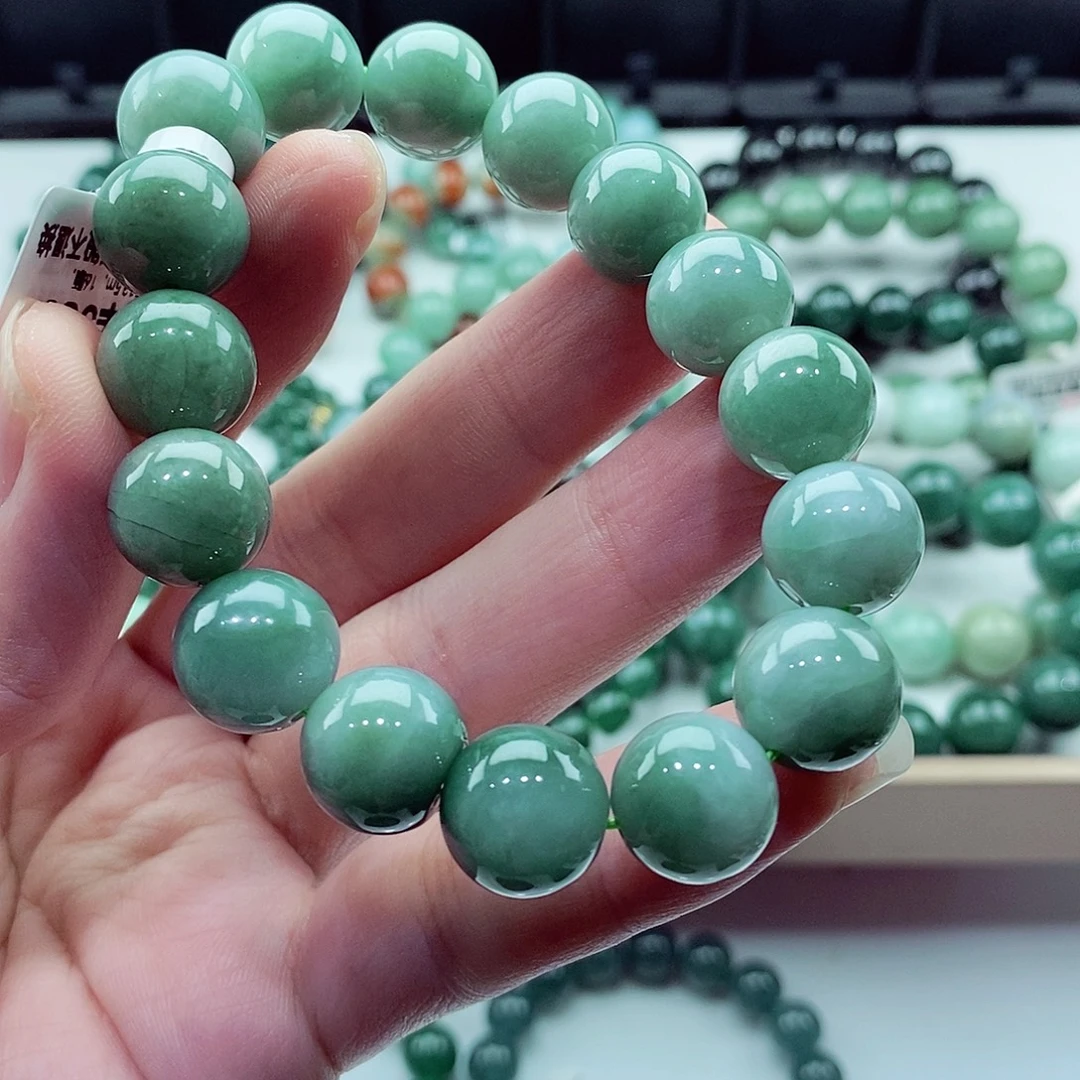 翡翠未镶嵌毛衣链