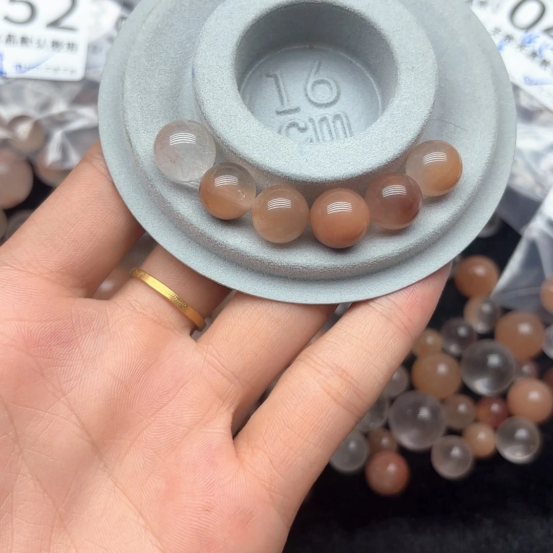 滇***花未镶嵌珠宝半成品水晶定制通孔不退不换