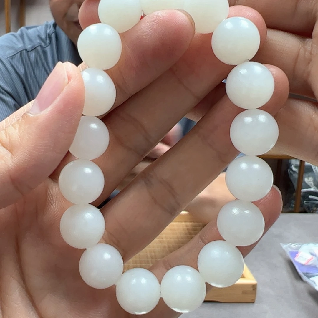 【闪购商品】手串未镶嵌和田玉柔光卡12于阗