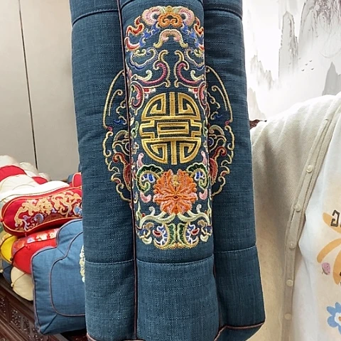 梅花枕 现货 福利现货 蓝色