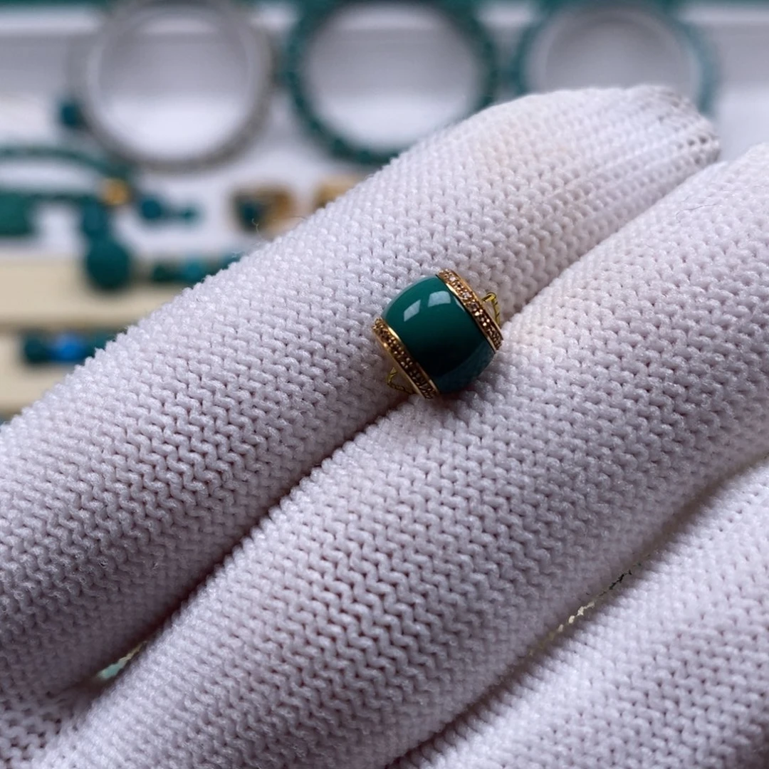 绿松石18K金镶嵌珠宝奇石汉堡7.6mm