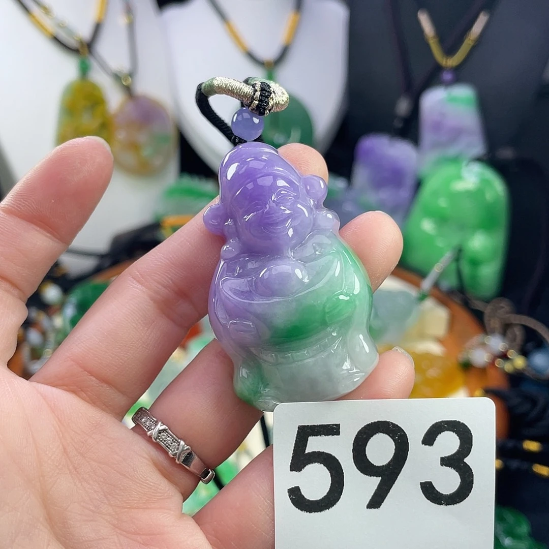 翡翠未镶嵌吊坠(赠链)