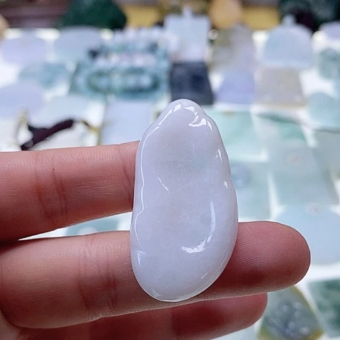 未镶嵌挂件翡翠翡翠的