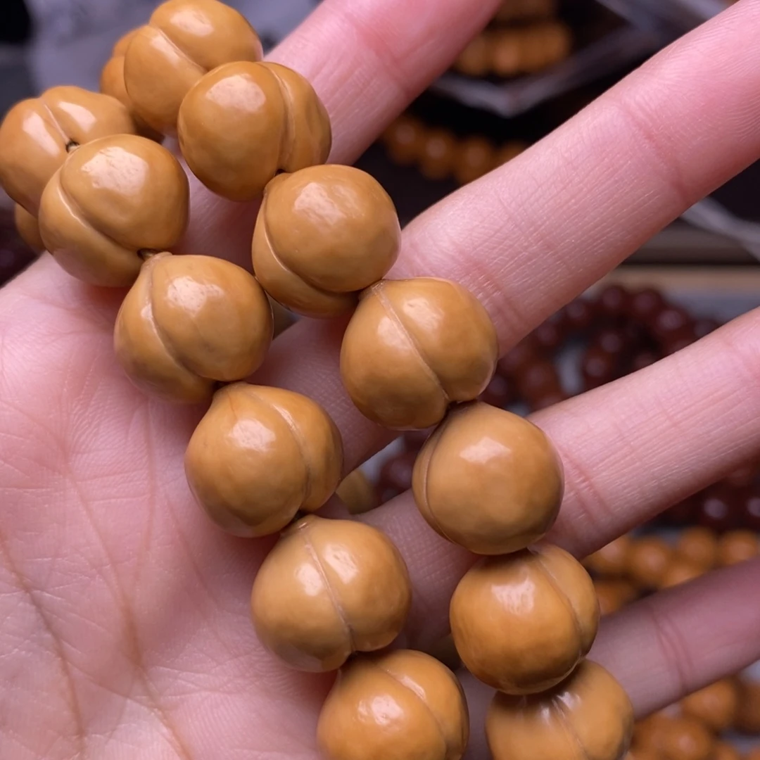 文玩核桃手串屁桃2