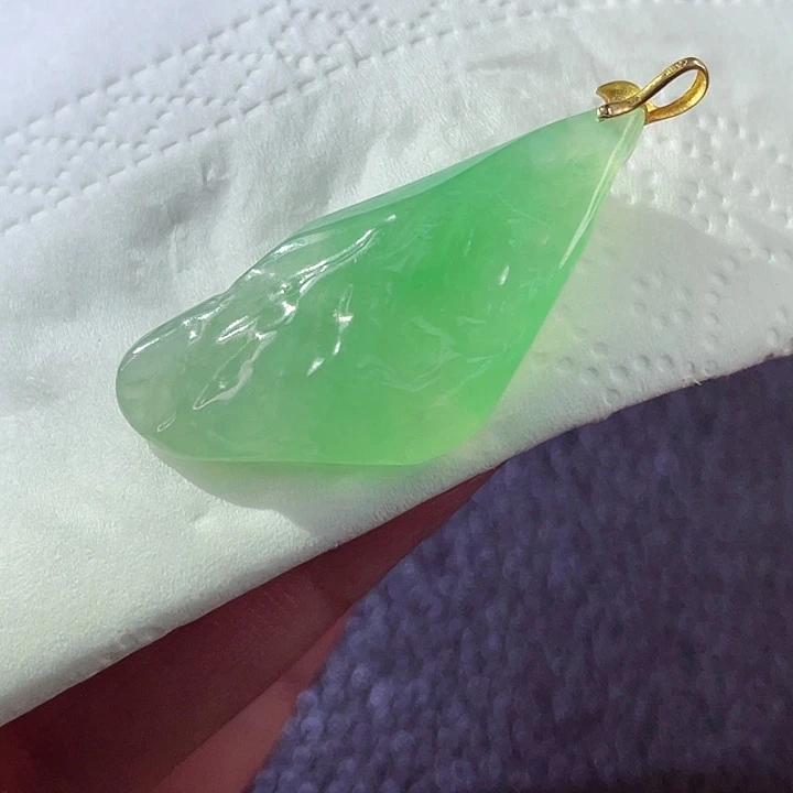 翡翠18K金镶嵌颈饰 翡翠