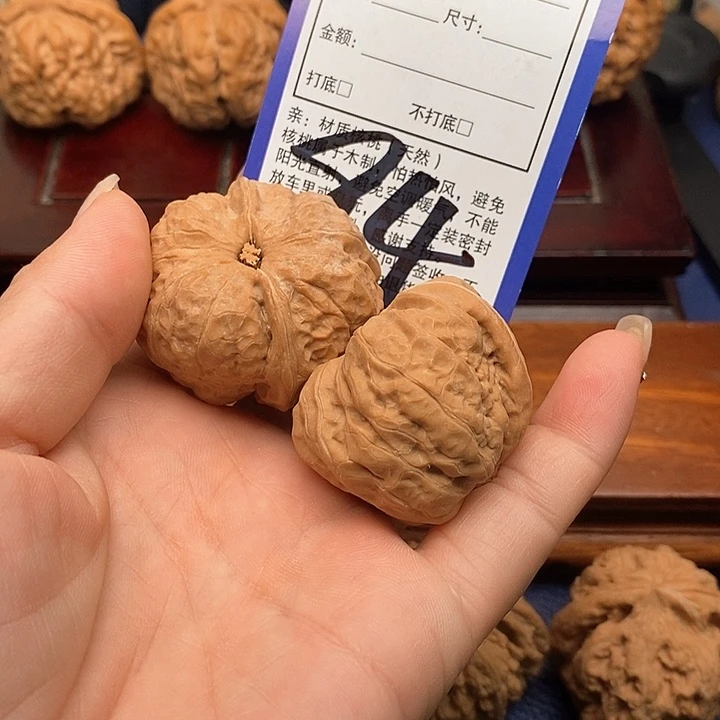 桃核吊坠蛤蟆头39尺