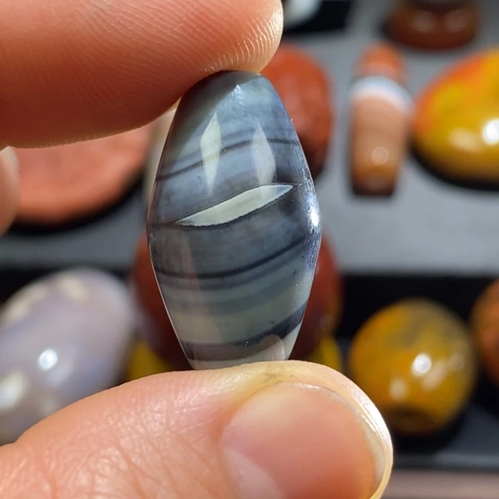 玛瑙/玉髓未镶嵌挂件