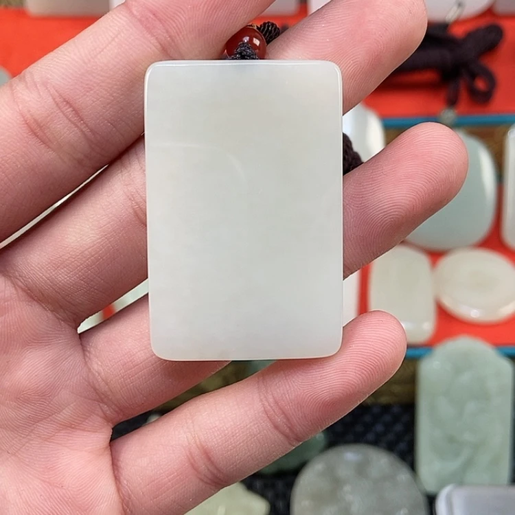 【闪购商品】颈饰未镶嵌和田玉