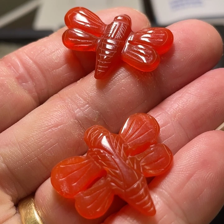 蔡***安玛瑙/玉髓颈饰合金