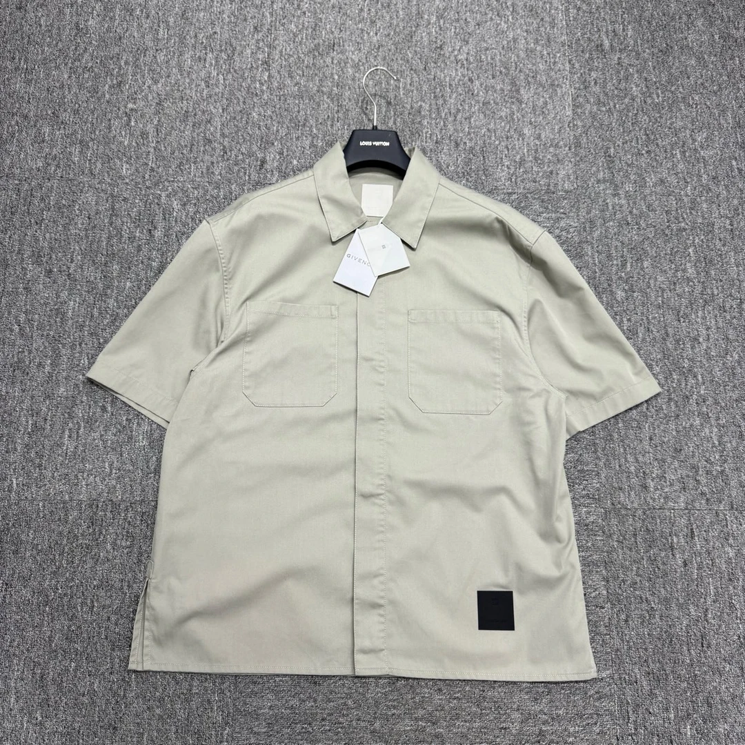 全新未使用 Givenchy/纪梵希 口袋工装短袖衬衫/39码/12928