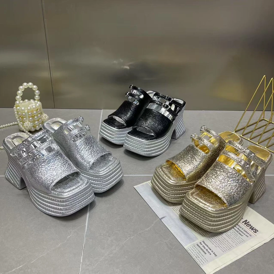 2025新款超高跟10cm厚底半拖鞋女外穿时尚百搭增高水钻条一字凉拖