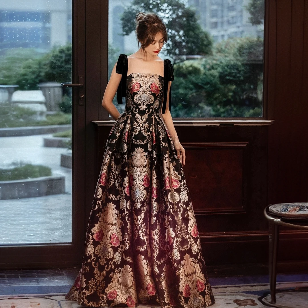 古典风情高级质感黑色生日派对舞台演出主持婚纱晚礼服新娘敬酒服