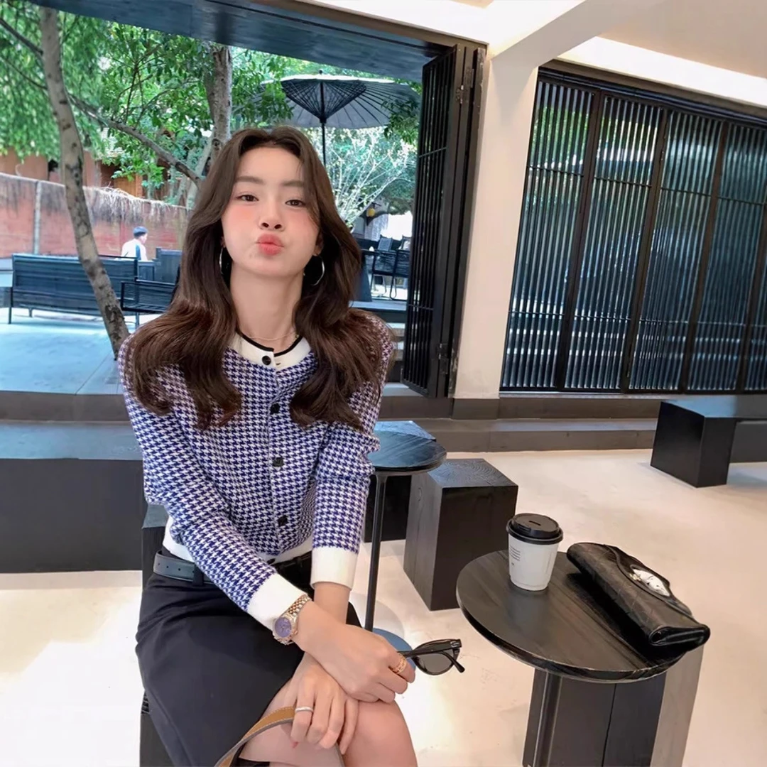 新款千鸟格针织开衫洋气秋冬外套女冬季加厚高级感气质上衣法式