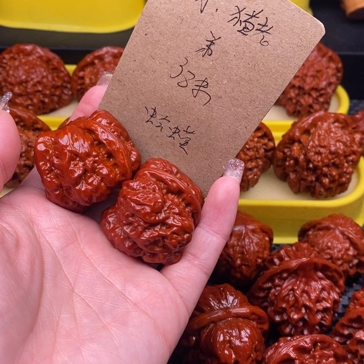 文玩核桃吊坠小**弟蛤蟆