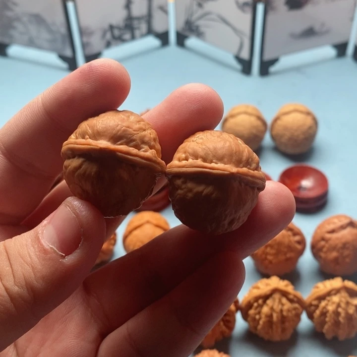 文玩核桃把件水晶珠
