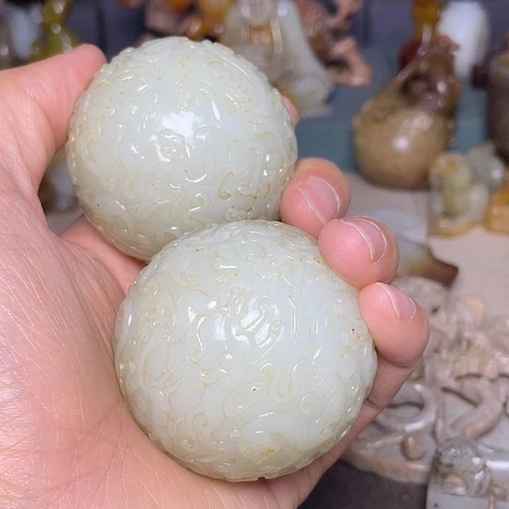 种***司和田玉未镶嵌挂件