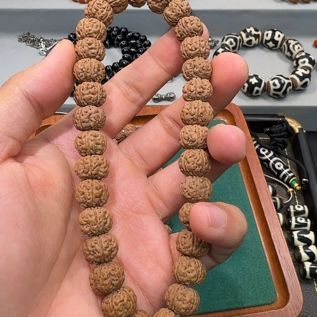 尼泊尔老树王金刚菩提13mm