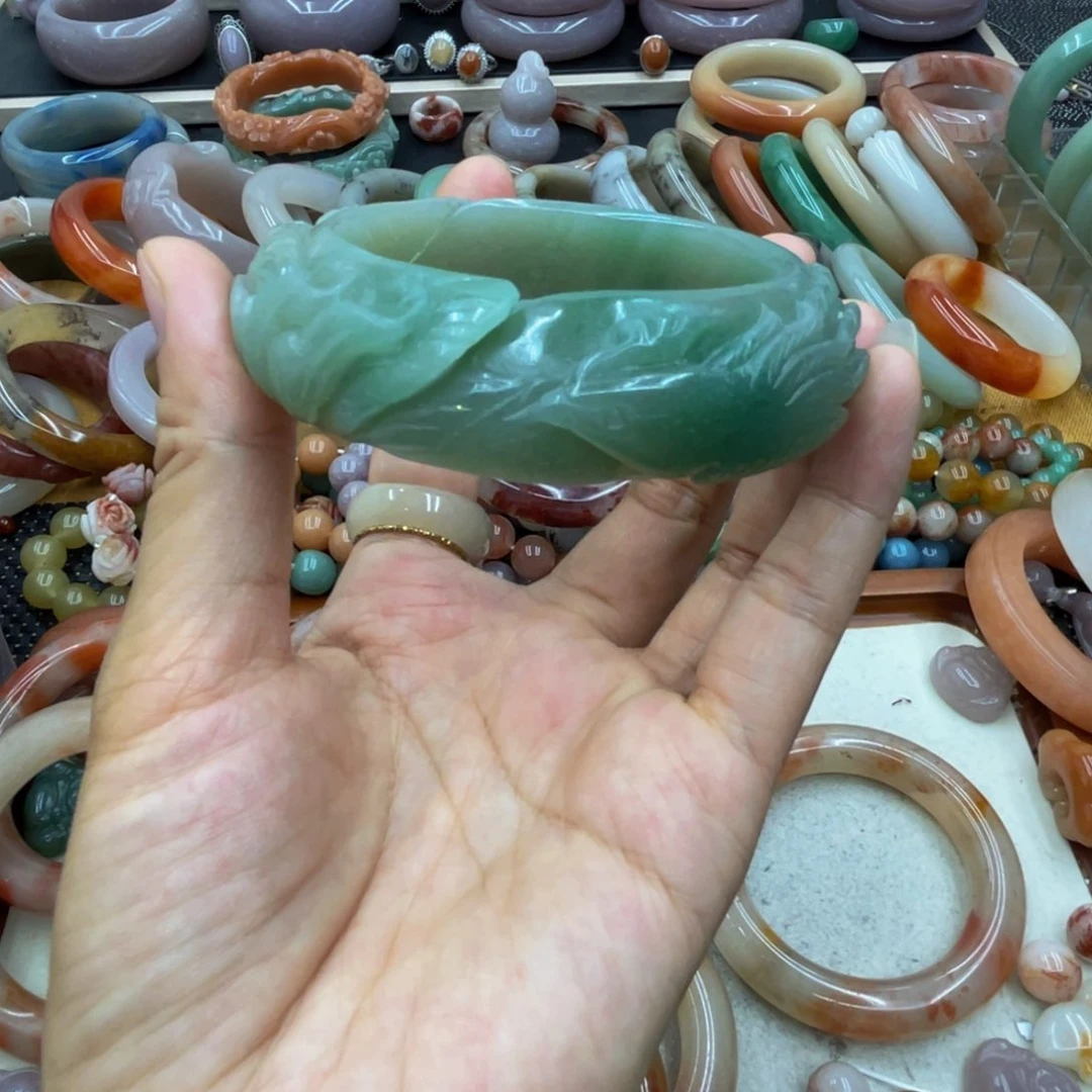 暖***冬石英质玉圈口58未镶嵌