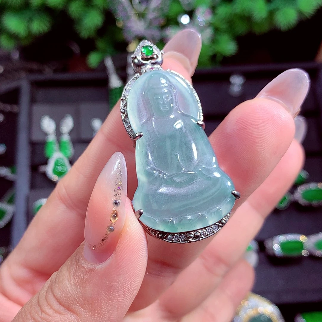 颈饰未镶嵌翡翠天然