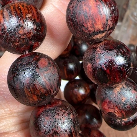 藤类1.8红油变异降真香圆珠