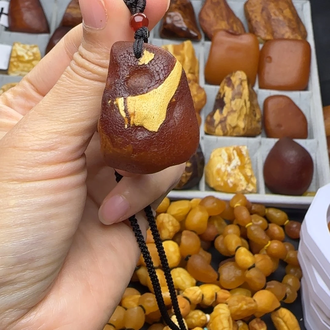 琥珀未镶嵌珠宝奇石蜜蜡原石吊坠