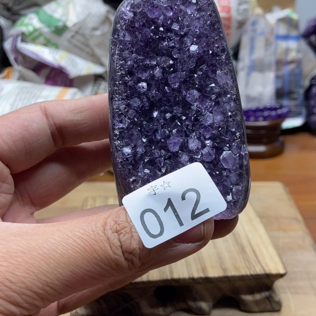 紫晶天然水晶摆件未镶嵌