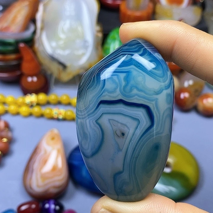 东***旭玛瑙/玉髓未镶嵌珠宝半成品